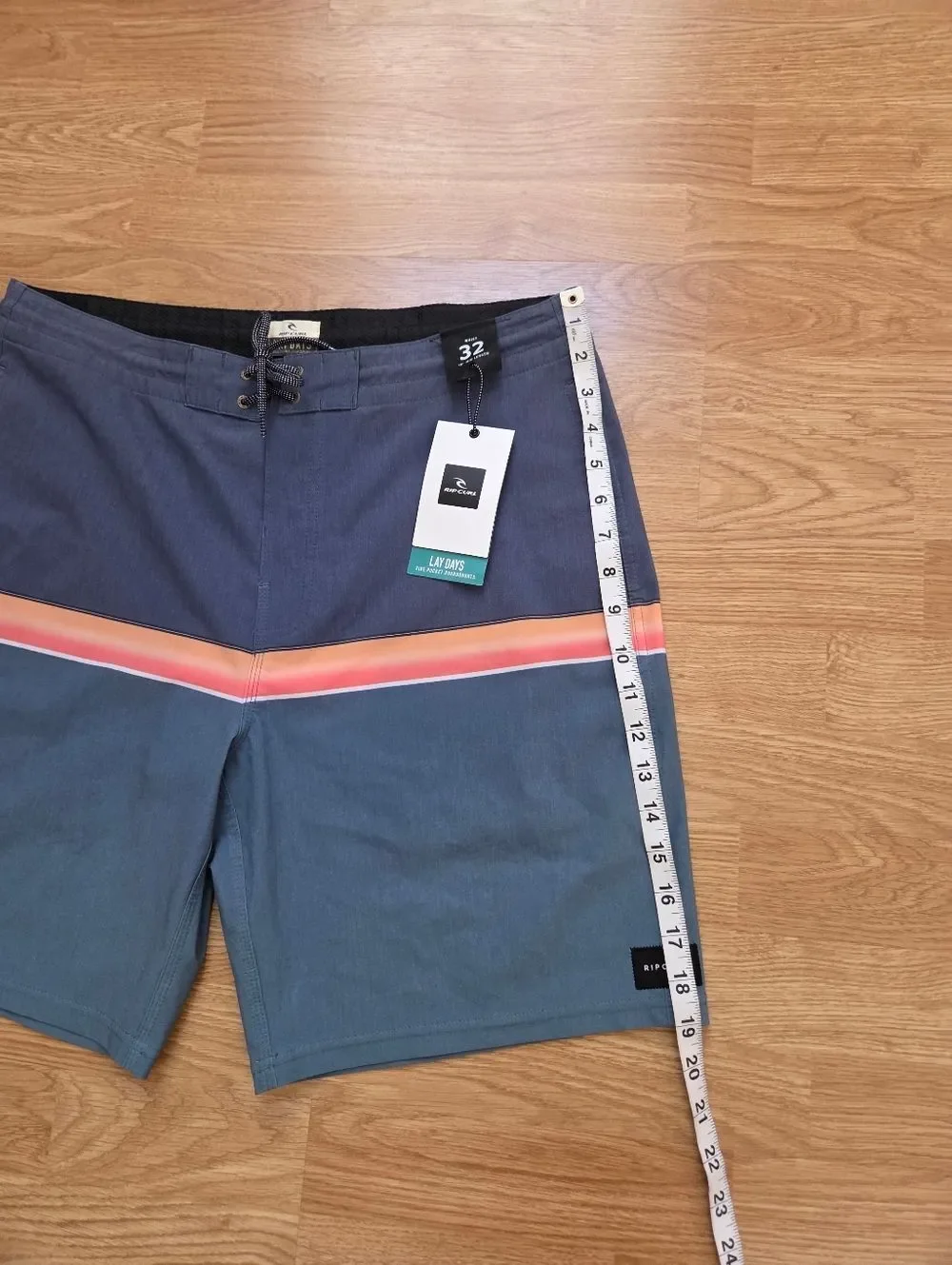 Rip Curl Rapture Layday Boardshorts Sz 32